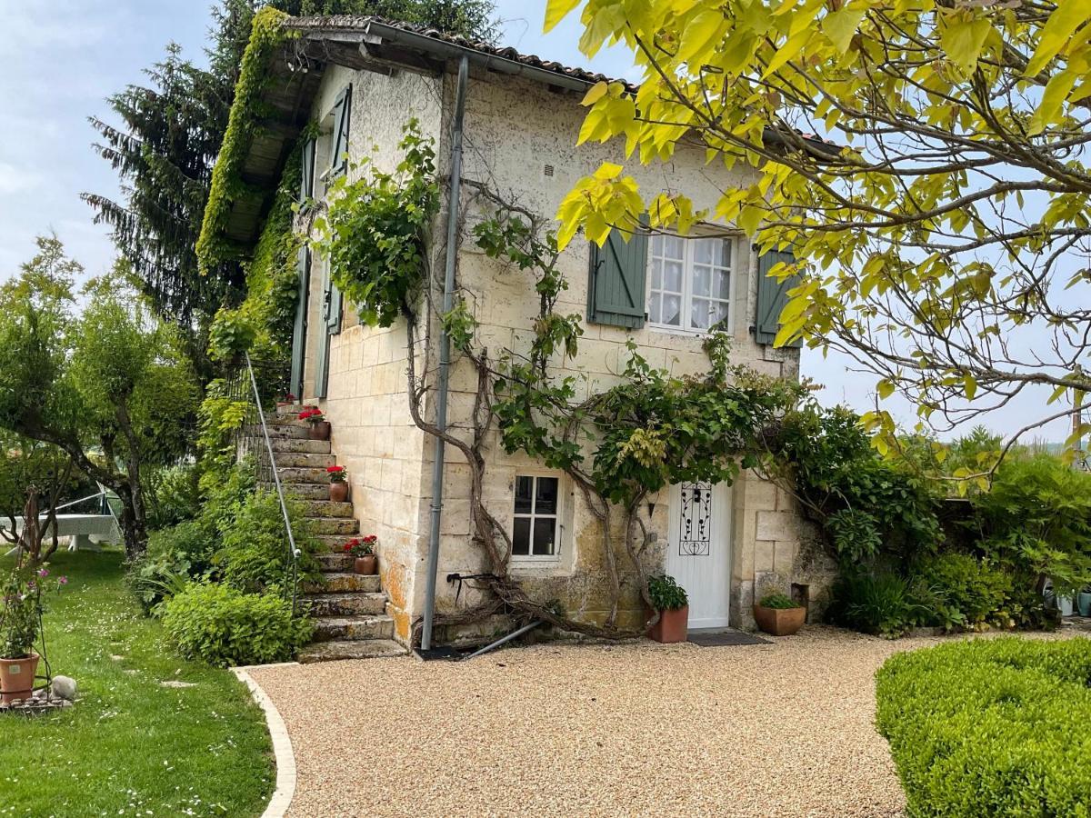 Вилла Les Petits Vingnes Edon Экстерьер фото